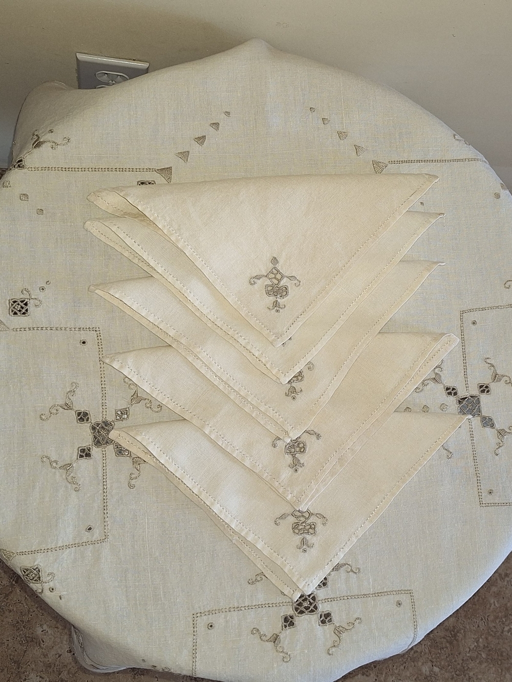 Embroidered Ivory Round Tablecloth - Elegant Home Dining Accent
